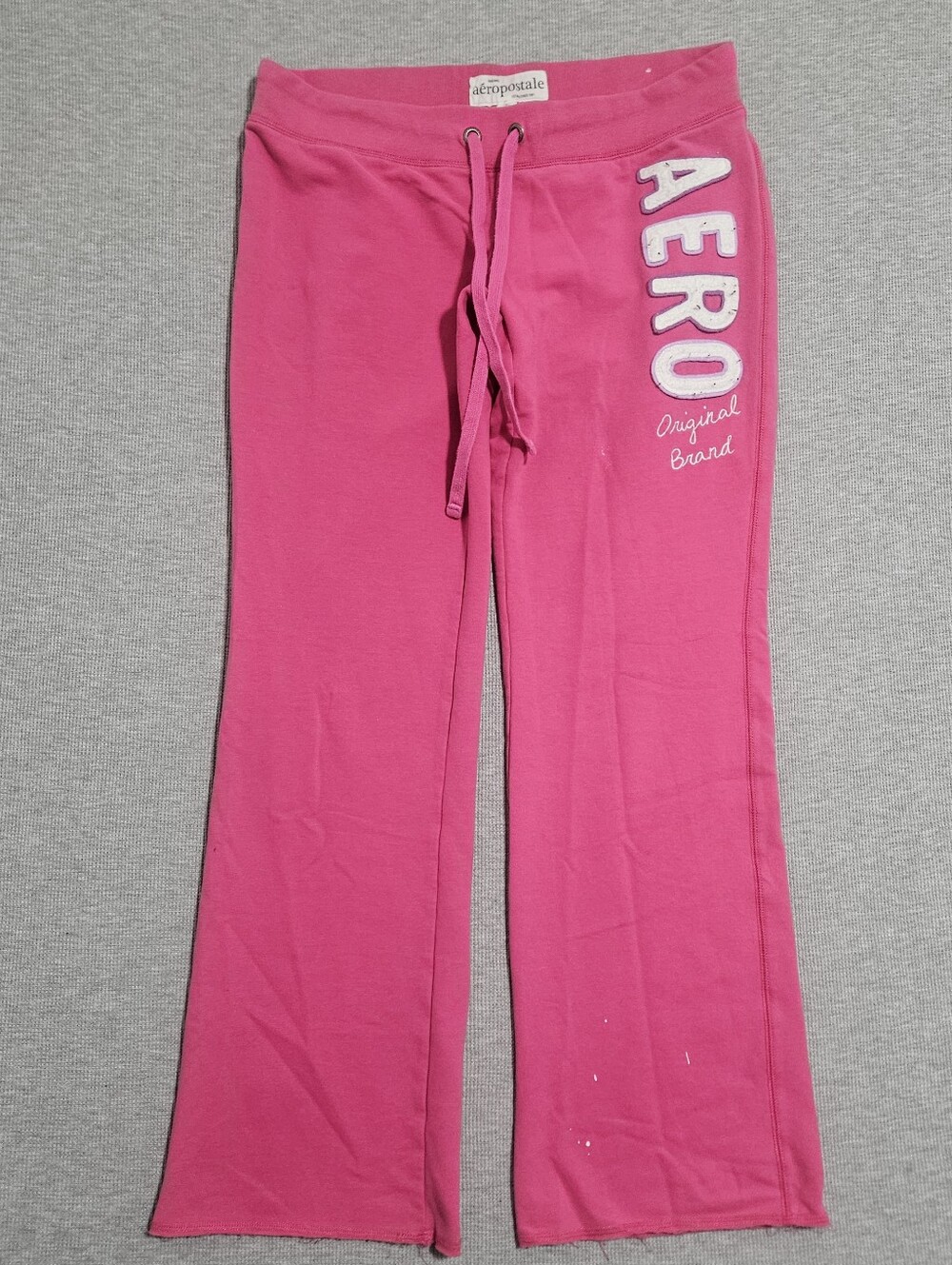 Vintage Aeropostale pink flare sweatpants with drawstring waist. Size L #loungew